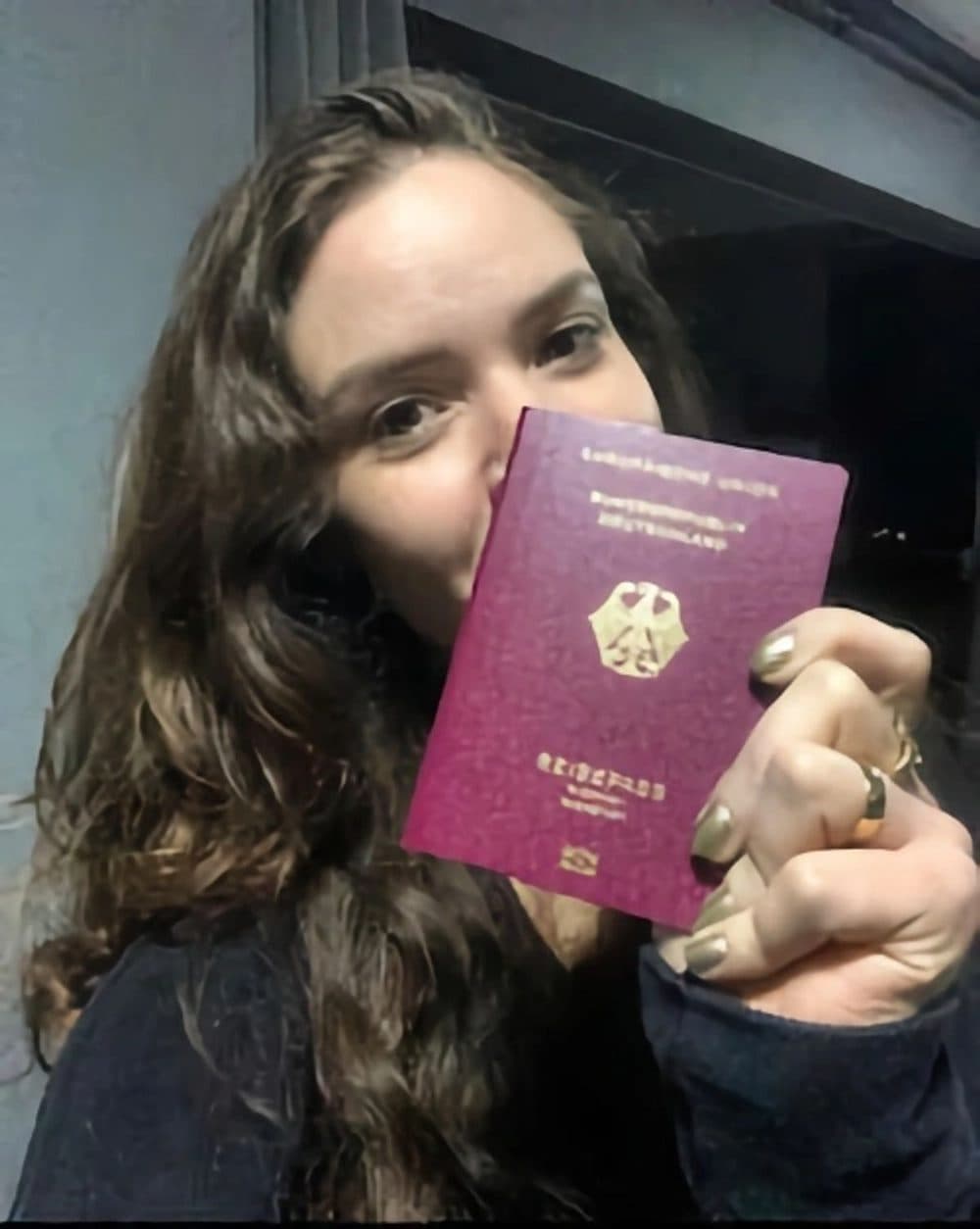 Cliente da Hannover comemorando a confirmação da cidadania alemã